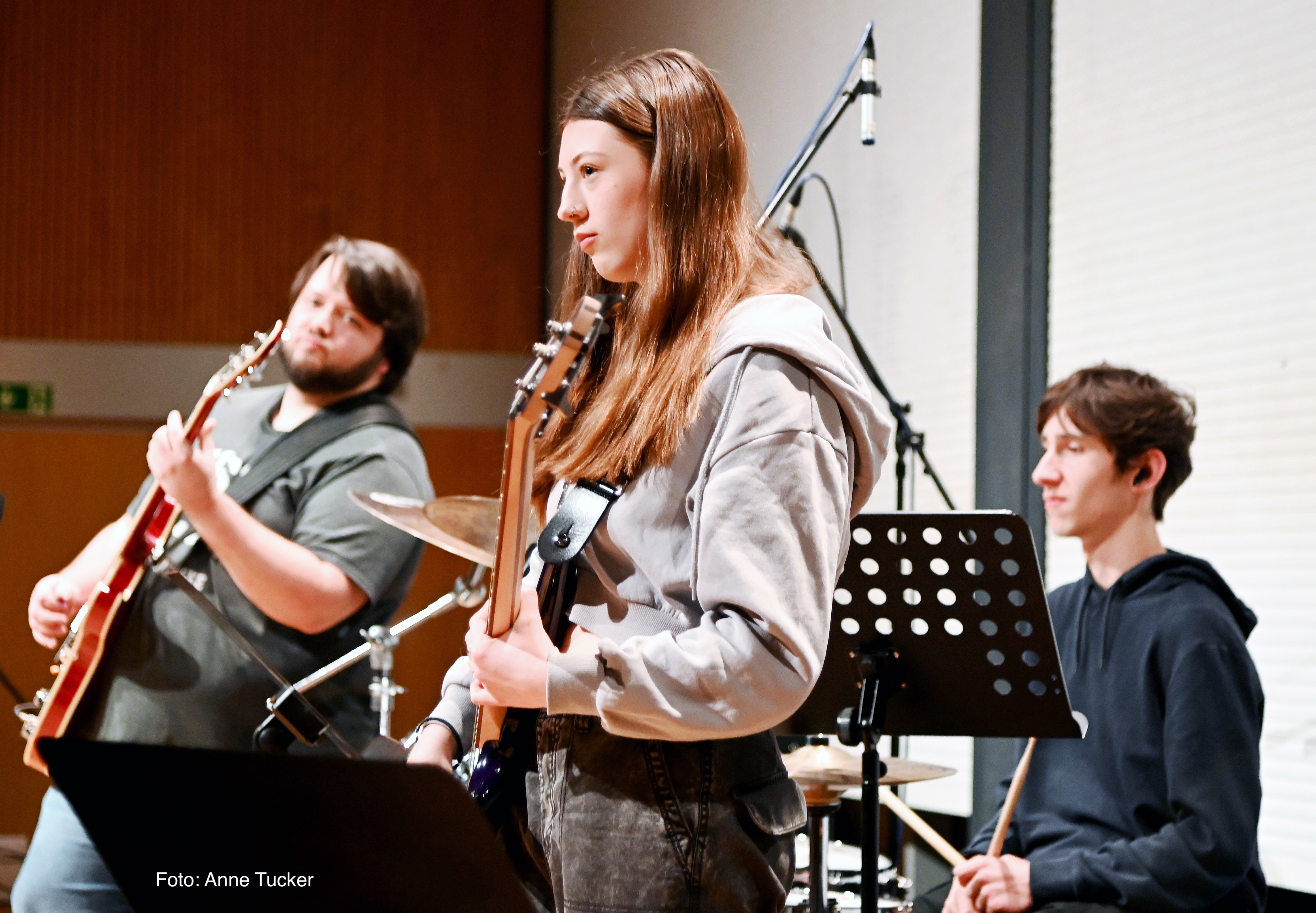  Die hochtalentierte Nachwuchs mit ihren Bands 